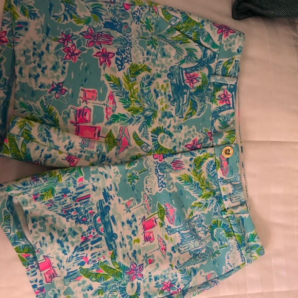 Lilly Pulitzer Pants - Lilly Pulitzer Callahan Jayne Stretchy Shorts